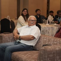 Peers Global Community